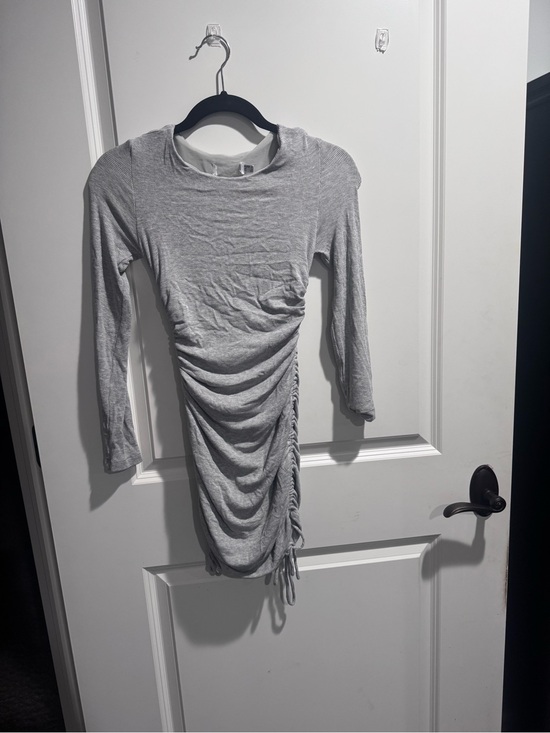 Dresses & Skirts - Gray Ruched Long-Sleeve Women’s Dress